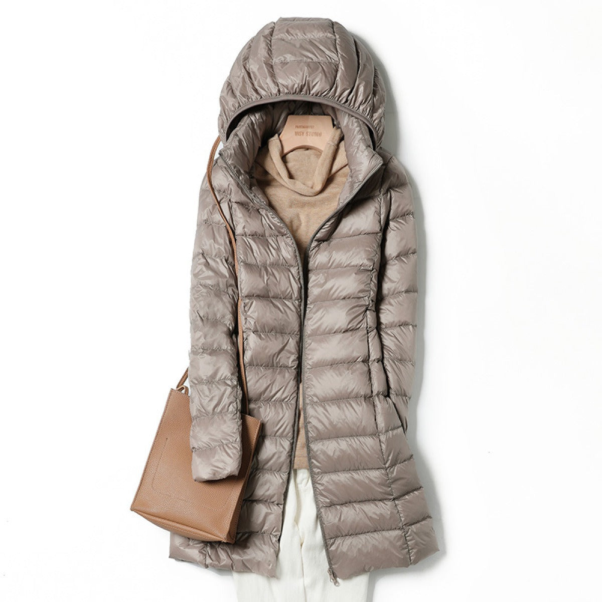 Jasmin - Leichte Daunenjacke für Damen