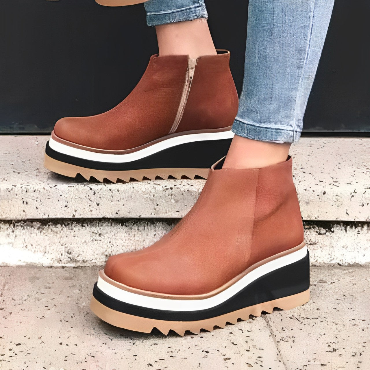 Uri - Leder Plateaustiefel mit Keilabsatz