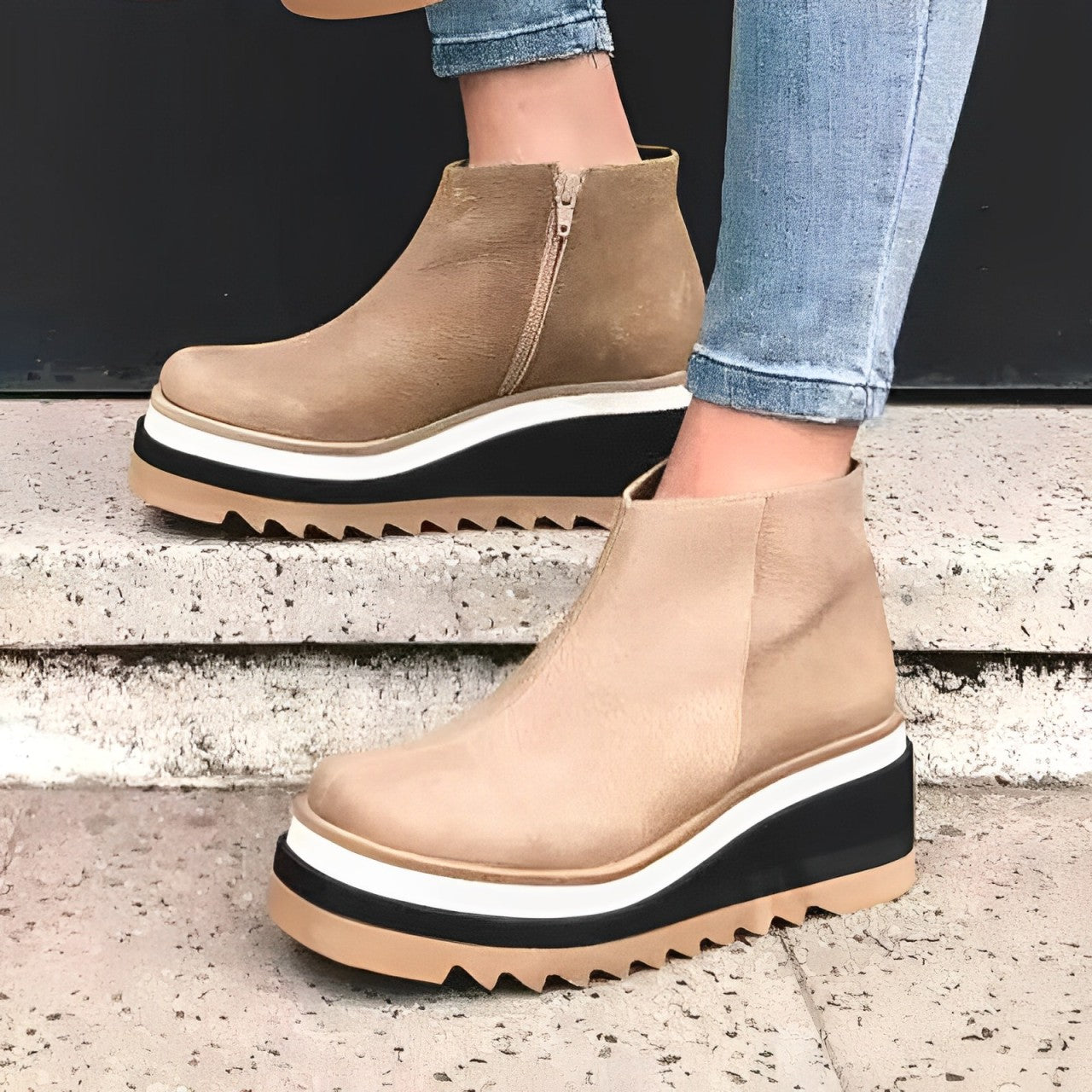 Uri - Leder Plateaustiefel mit Keilabsatz