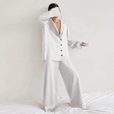 Monica - Luxuriöses Satin-Nachtwäsche-Set in Übergröße für Damen