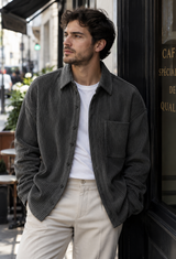 Herren-Cordhemd in weitem Schnitt mit Brusttasche – Mads in Grau