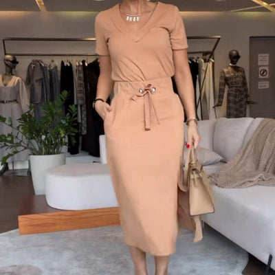 LORINA - FIGURBETONTES TOP UND MIDIROCK