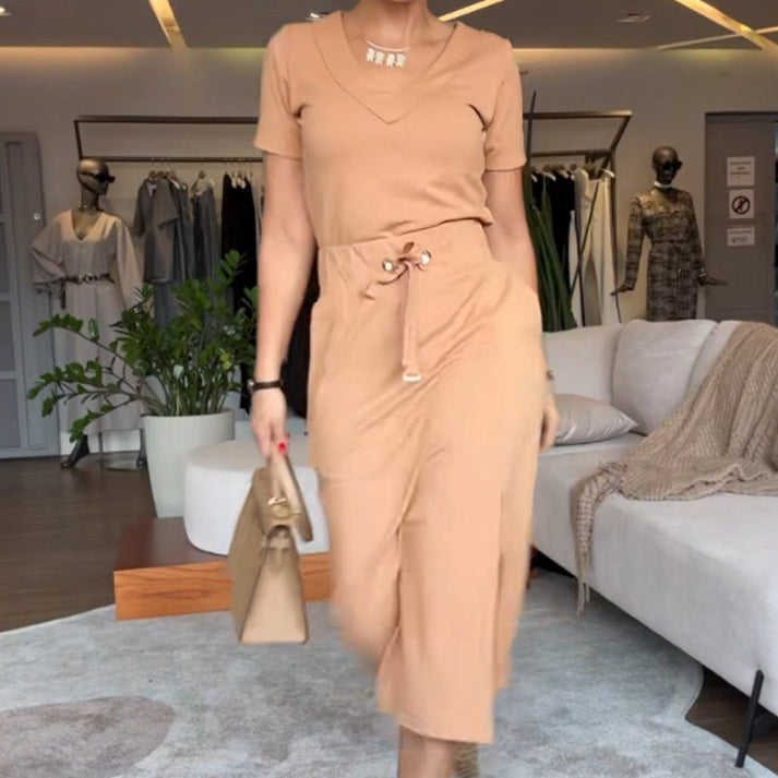 LORINA - FIGURBETONTES TOP UND MIDIROCK